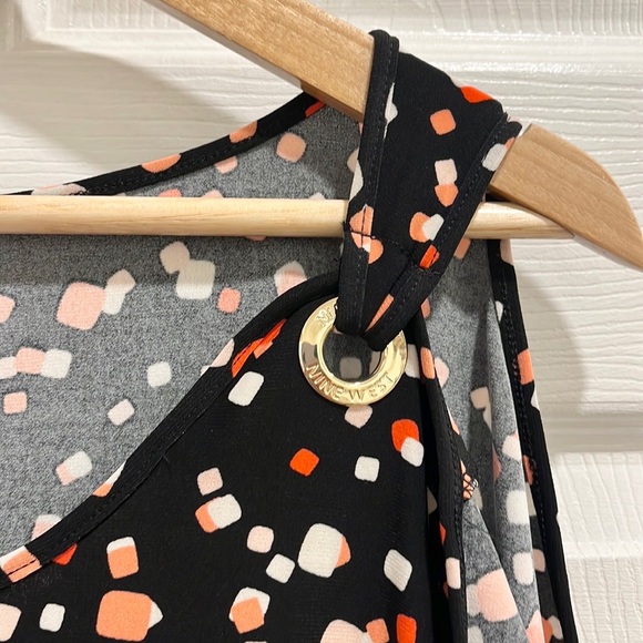 Nine West Cold Shoulder Black Pattern Short Sleeve Blouse - Picture 4 of 12